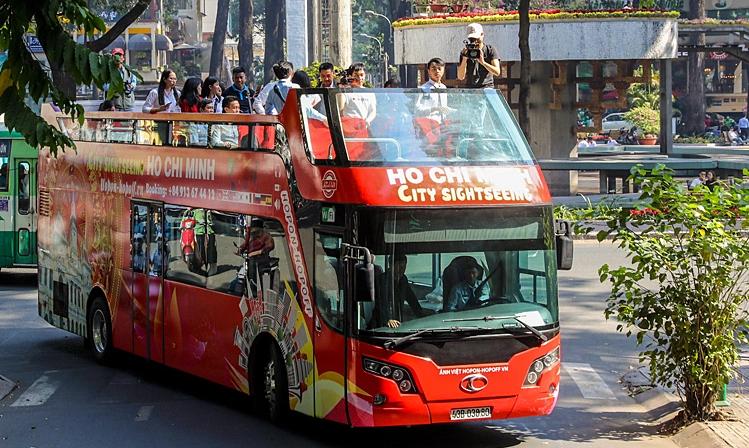 Đáp ứng và hỗ trợ nạn nhân